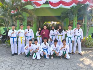 2.-taekwondo-300x225.jpg